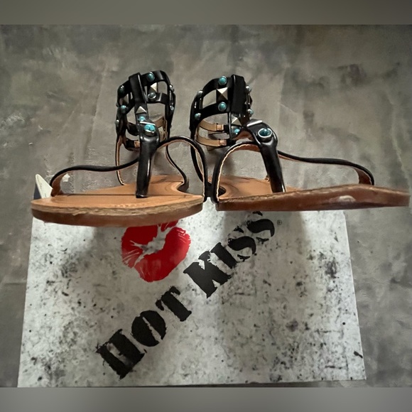 Hot Kiss Black Beaded and Studded Flat Sandals New with Box - Picture 16 of 16